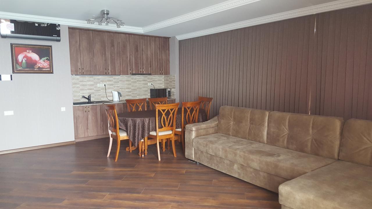 Mimino Apartment Deluxe First Line Batumi Ngoại thất bức ảnh
